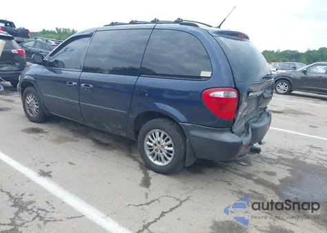 2006 Chrysler Town & Country from USA, damaged, VIN 1A4GP45R26B642963